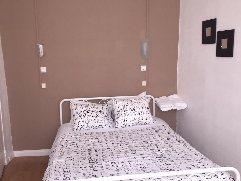 Duque Hotel Lisbon Bilik gambar